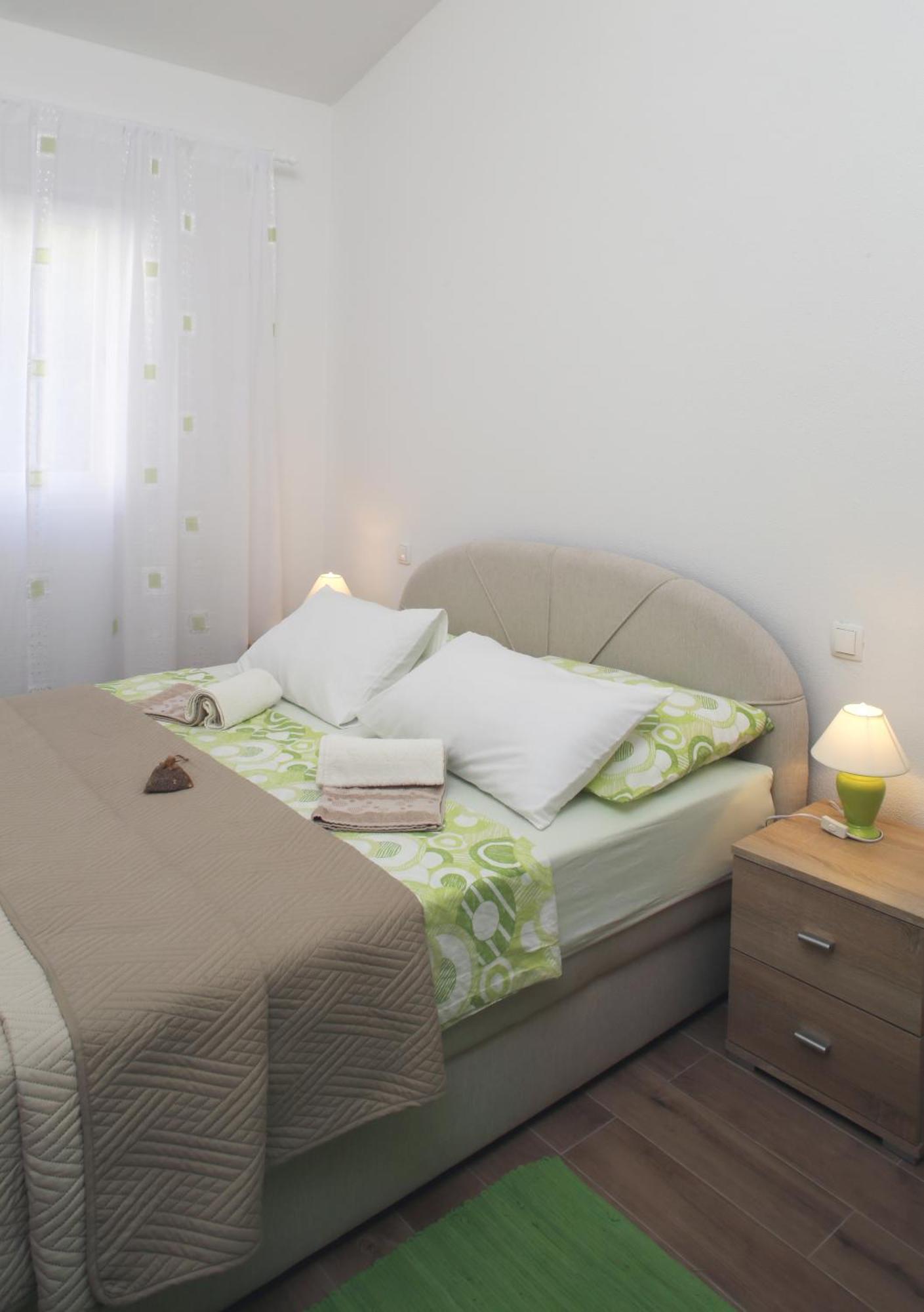 Apartman Zara ราชานิ ภายนอก รูปภาพ